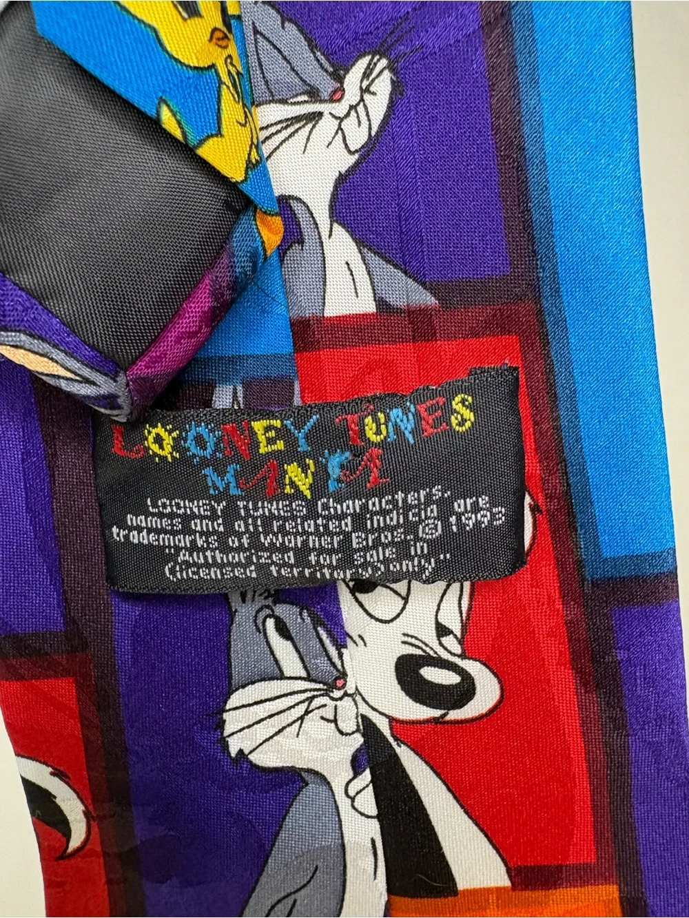 Vintage Looney Tunes Novelty Tie - 1993 Warner Bros. 100% Polyester Korean Made